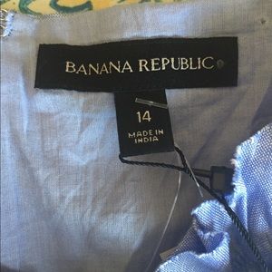 BANANA REPUBLIC